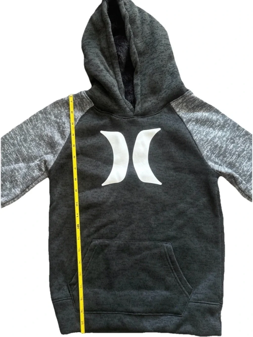 Hurley Boy’s S 8-10 yrs Black Gray Colorblock Hoodie Sweater Marled Sleeves NWOT